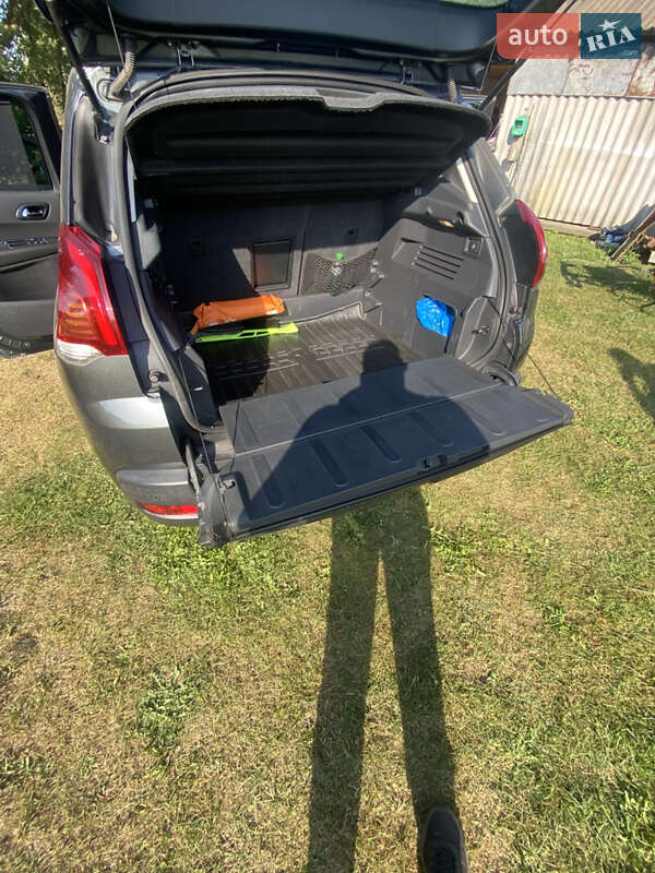 Позашляховик / Кросовер Peugeot 3008 2015 в Жовкві