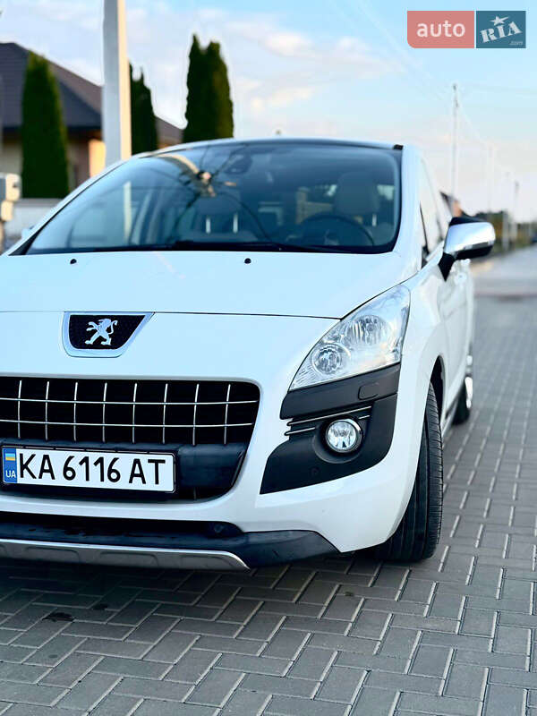 Позашляховик / Кросовер Peugeot 3008 2010 в Луцьку