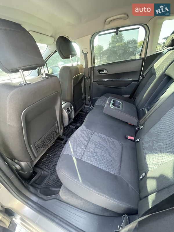 Внедорожник / Кроссовер Peugeot 3008 2010 в Тернополе фото 28 Внедорожник / Кроссовер Peugeot 3008 2010 в Тернополе