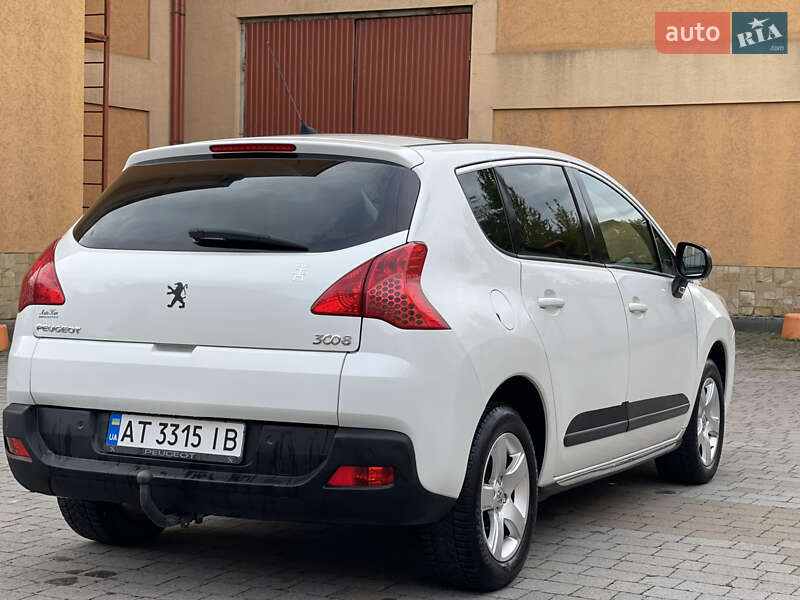 Позашляховик / Кросовер Peugeot 3008 2011 в Коломиї
