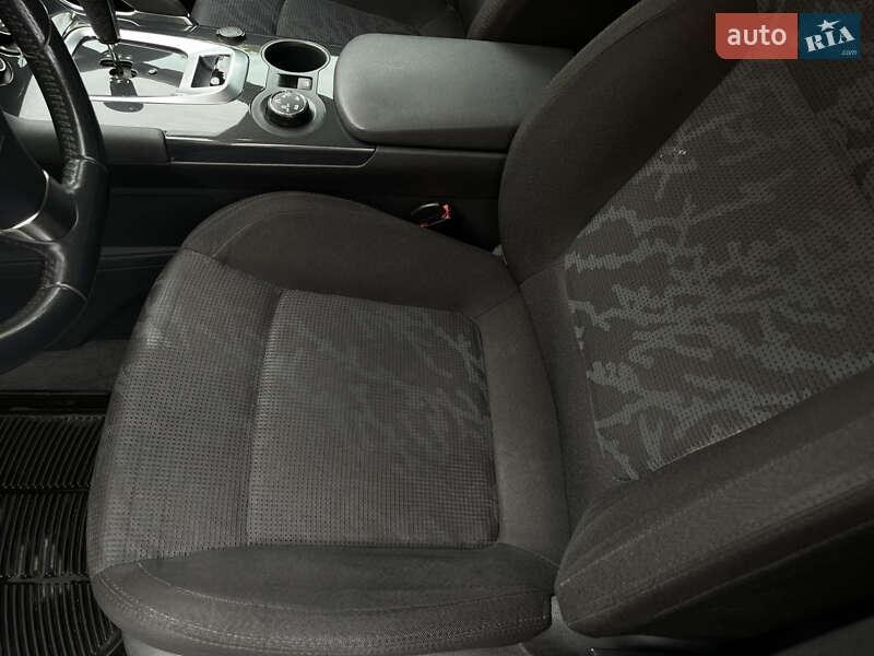 Позашляховик / Кросовер Peugeot 3008 2011 в Коломиї