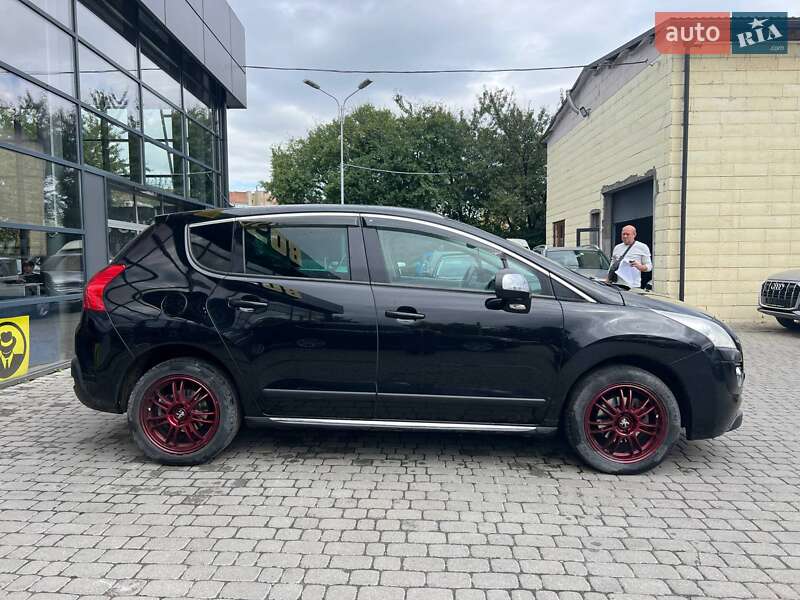 Позашляховик / Кросовер Peugeot 3008 2011 в Івано-Франківську