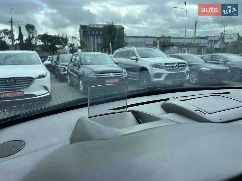 Позашляховик / Кросовер Peugeot 3008 2011 в Івано-Франківську