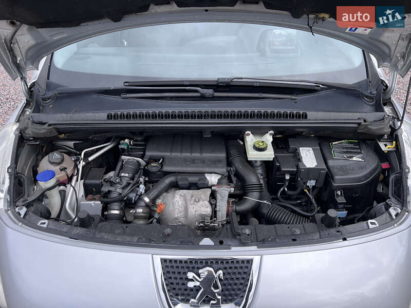 Внедорожник / Кроссовер Peugeot 3008 2010 в Черкассах фото 21 Внедорожник / Кроссовер Peugeot 3008 2010 в Черкассах