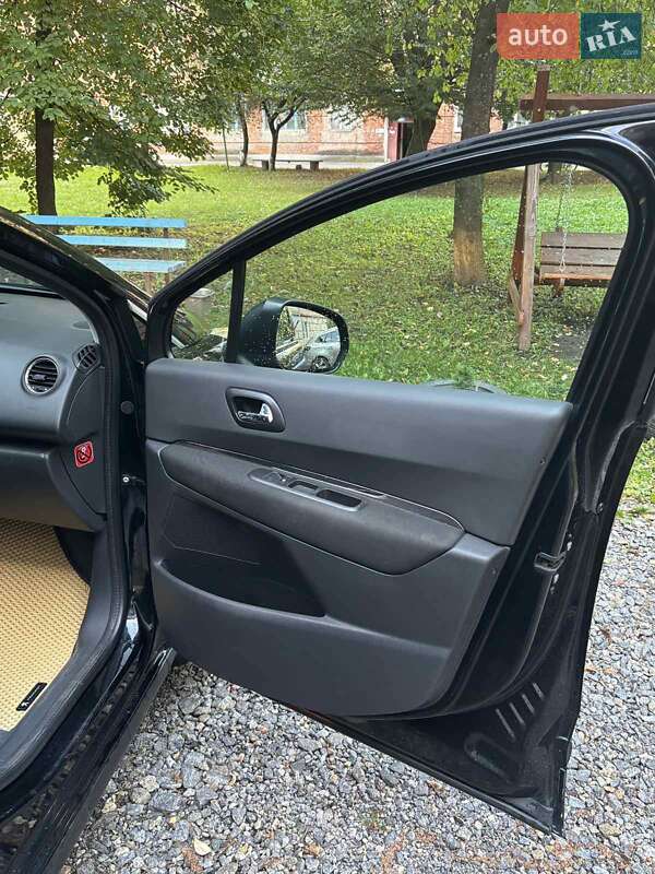 Позашляховик / Кросовер Peugeot 3008 2010 в Старокостянтинові