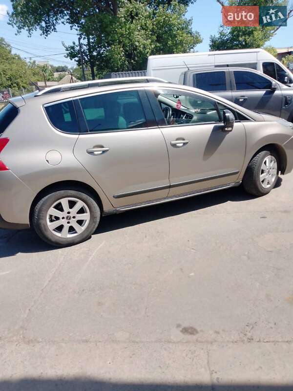 Позашляховик / Кросовер Peugeot 3008 2010 в Білгороді-Дністровському