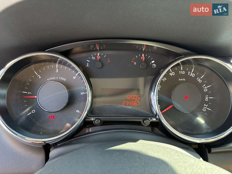 Позашляховик / Кросовер Peugeot 3008 2014 в Пустомитах