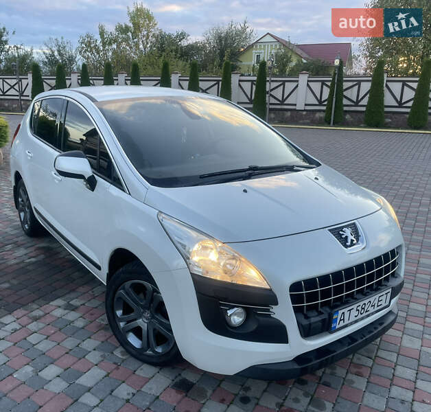 Позашляховик / Кросовер Peugeot 3008 2010 в Чернівцях