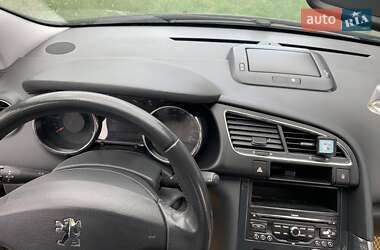 Внедорожник / Кроссовер Peugeot 3008 2011 в Долине