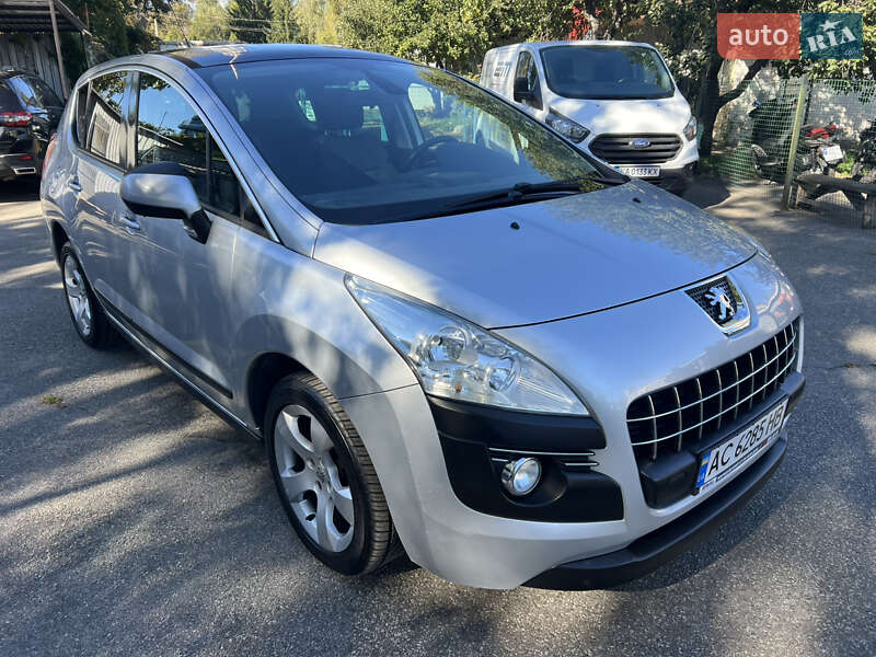 Позашляховик / Кросовер Peugeot 3008 2011 в Києві