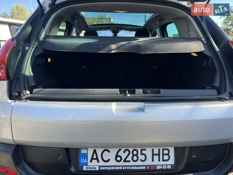 Позашляховик / Кросовер Peugeot 3008 2011 в Києві