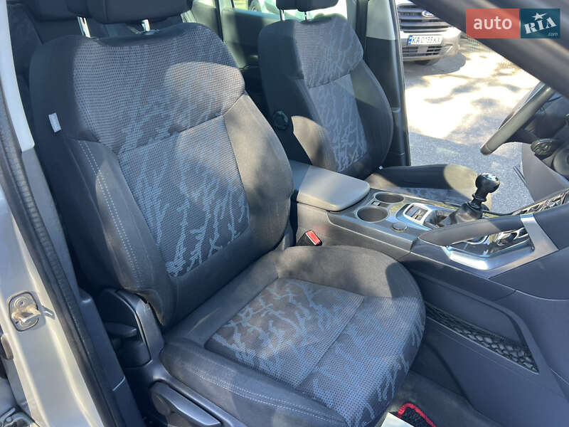 Позашляховик / Кросовер Peugeot 3008 2011 в Києві