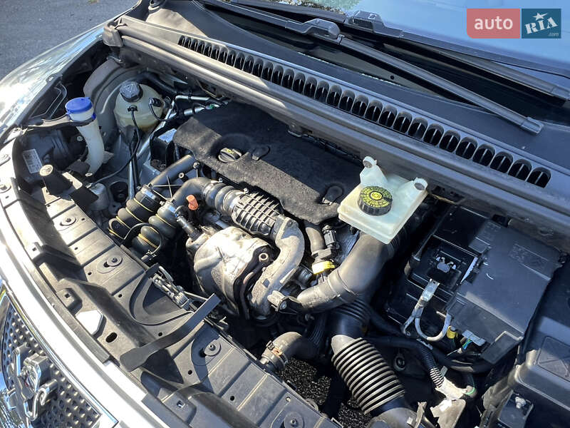 Позашляховик / Кросовер Peugeot 3008 2011 в Києві