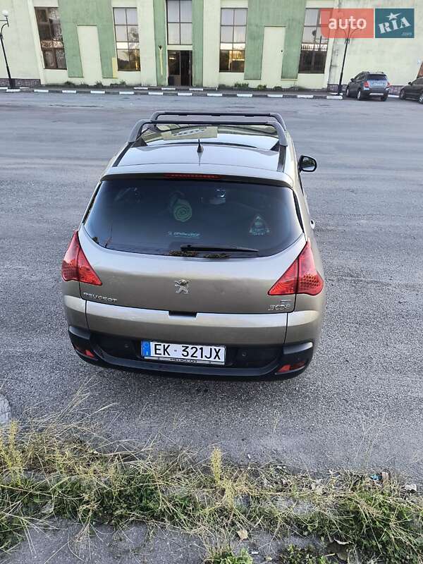 Внедорожник / Кроссовер Peugeot 3008 2011 в Калуше