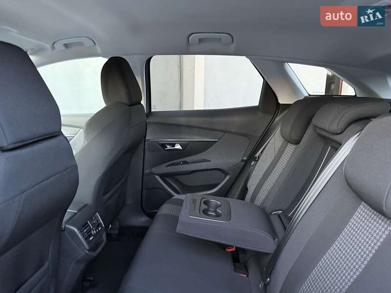Позашляховик / Кросовер Peugeot 3008 2020 в Стрию