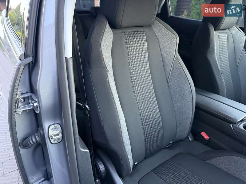 Позашляховик / Кросовер Peugeot 3008 2020 в Стрию