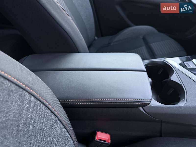 Позашляховик / Кросовер Peugeot 3008 2020 в Стрию