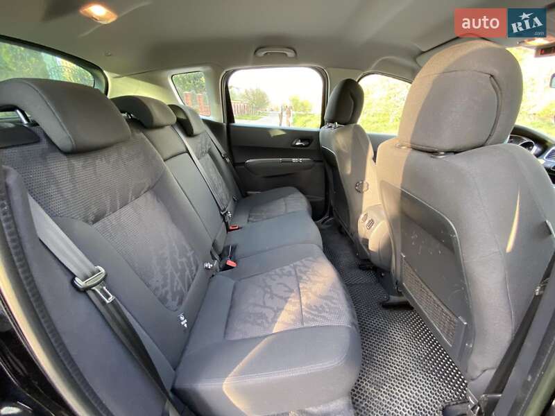 Внедорожник / Кроссовер Peugeot 3008 2013 в Ровно