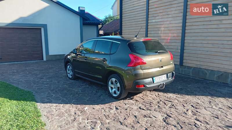 Позашляховик / Кросовер Peugeot 3008 2011 в Коломиї