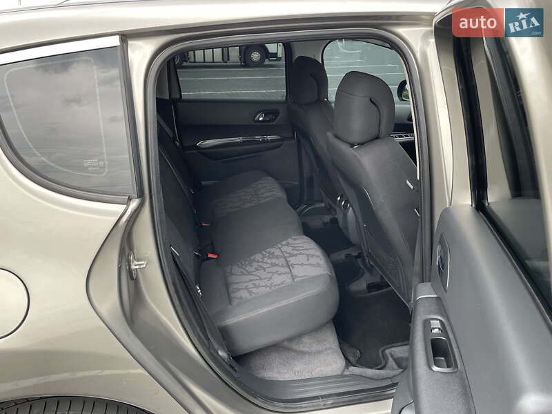 Внедорожник / Кроссовер Peugeot 3008 2011 в Житомире