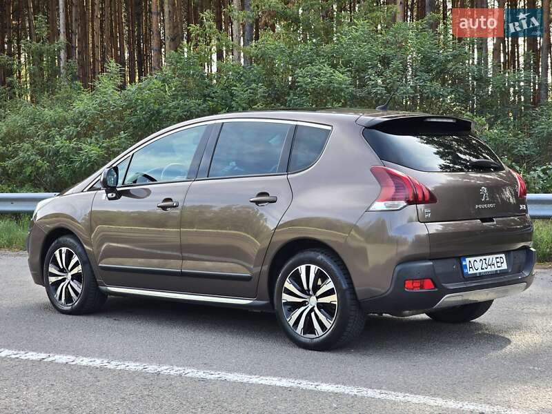 Позашляховик / Кросовер Peugeot 3008 2014 в Луцьку
