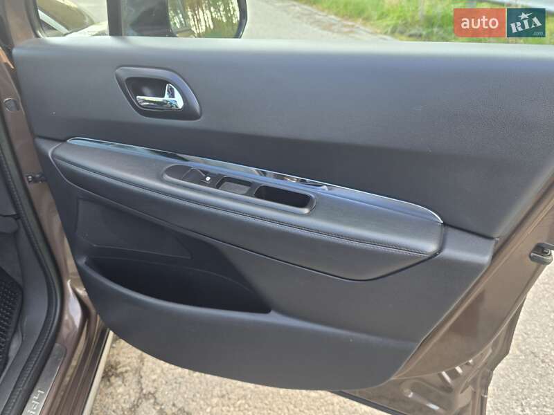 Позашляховик / Кросовер Peugeot 3008 2014 в Луцьку