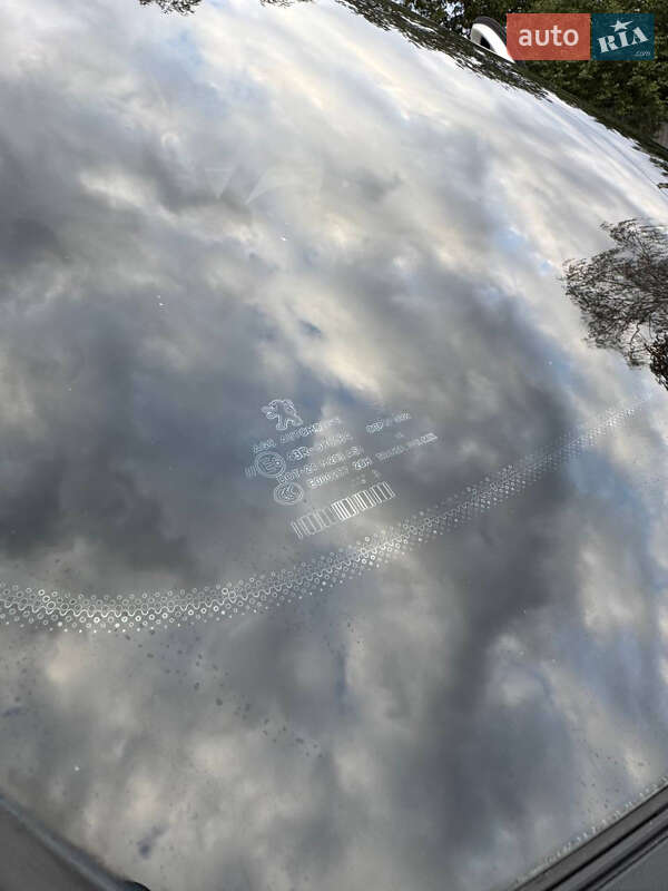 Позашляховик / Кросовер Peugeot 3008 2013 в Первомайську