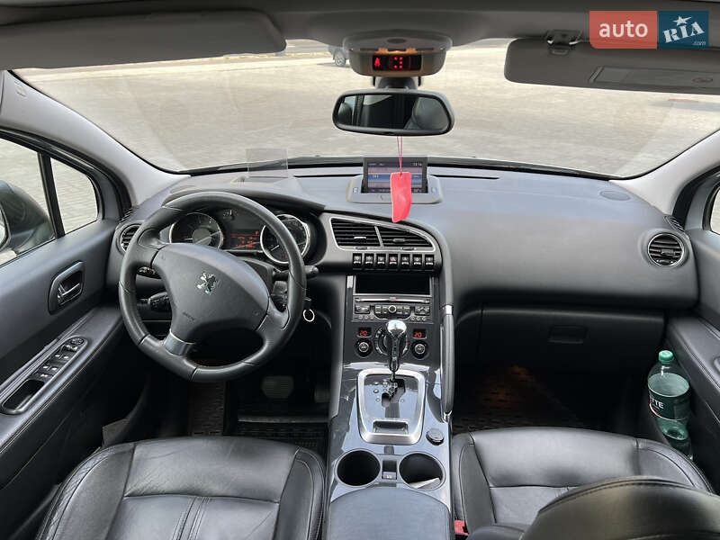 Позашляховик / Кросовер Peugeot 3008 2012 в Дніпрі