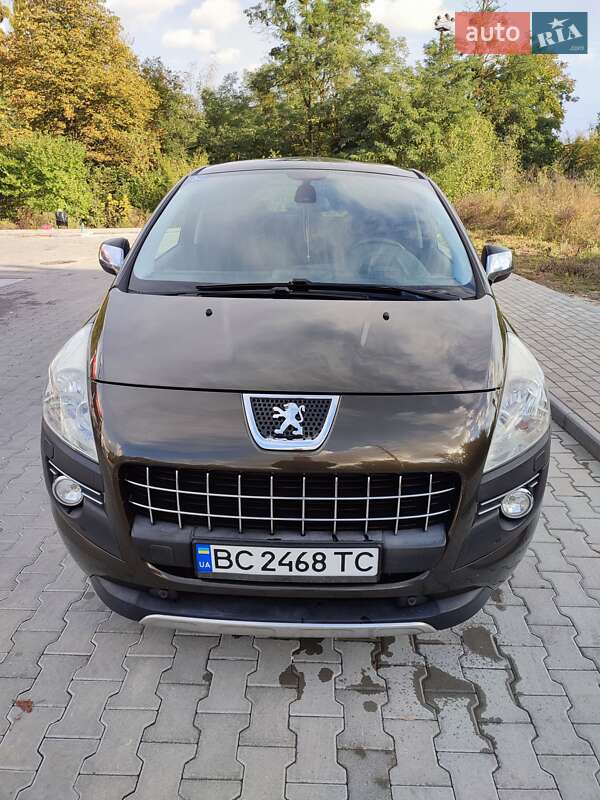 Позашляховик / Кросовер Peugeot 3008 2010 в Стрию