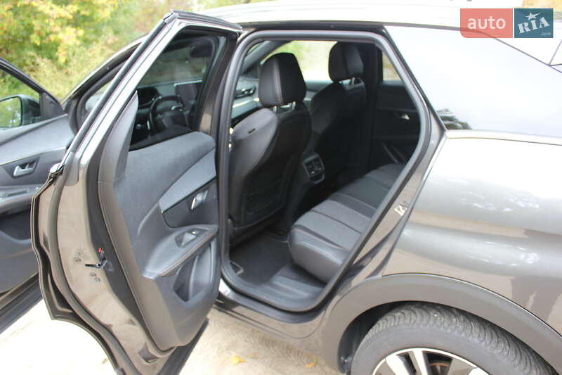 Позашляховик / Кросовер Peugeot 3008 2018 в Черкасах