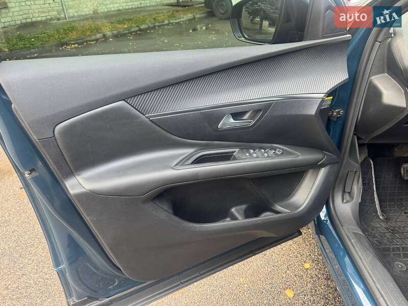 Позашляховик / Кросовер Peugeot 3008 2023 в Дніпрі фото 10 Позашляховик / Кросовер Peugeot 3008 2023 в Дніпрі