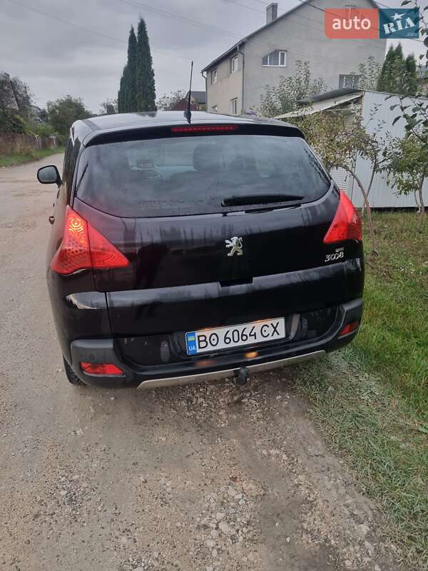 Позашляховик / Кросовер Peugeot 3008 2011 в Тернополі