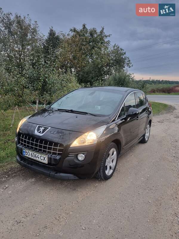 Позашляховик / Кросовер Peugeot 3008 2011 в Тернополі