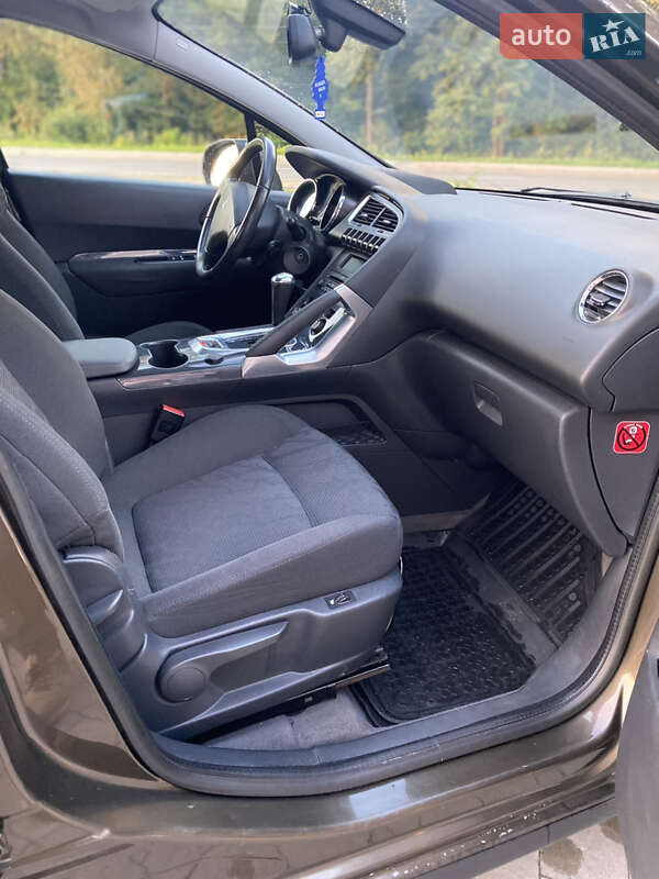 Внедорожник / Кроссовер Peugeot 3008 2012 в Львове фото 8 Внедорожник / Кроссовер Peugeot 3008 2012 в Львове