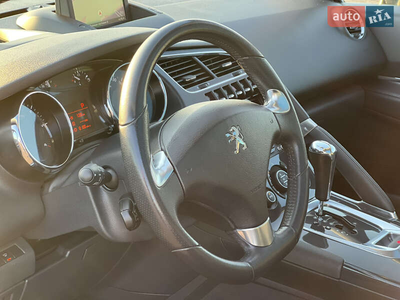 Внедорожник / Кроссовер Peugeot 3008 2015 в Ровно фото 25 Внедорожник / Кроссовер Peugeot 3008 2015 в Ровно
