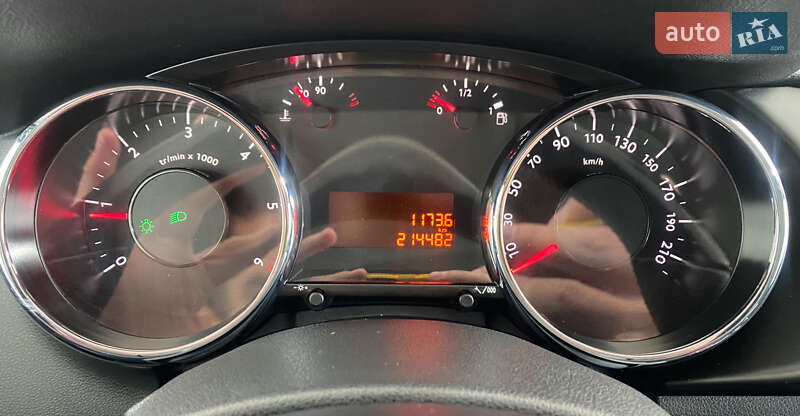 Позашляховик / Кросовер Peugeot 3008 2016 в Львові фото 15 Позашляховик / Кросовер Peugeot 3008 2016 в Львові