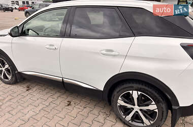 Внедорожник / Кроссовер Peugeot 3008 2019 в 