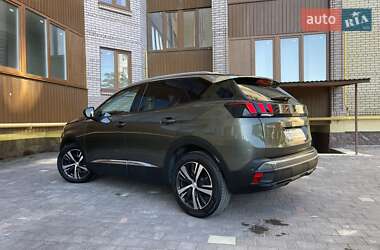 Внедорожник / Кроссовер Peugeot 3008 2020 в 