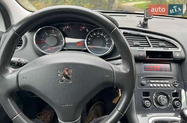 Внедорожник / Кроссовер Peugeot 3008 2011 в 