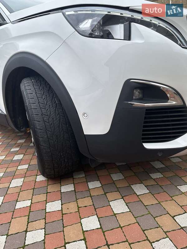 Внедорожник / Кроссовер Peugeot 3008 2017 в Киеве фото 8 Внедорожник / Кроссовер Peugeot 3008 2017 в Киеве