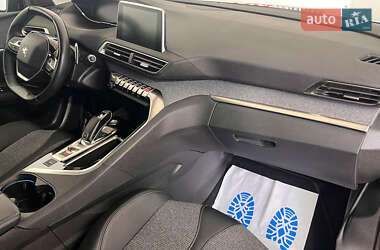 Внедорожник / Кроссовер Peugeot 3008 2019 в 