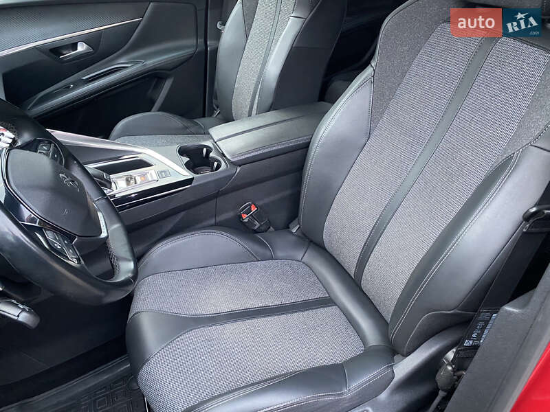 Внедорожник / Кроссовер Peugeot 3008 2020 в Киеве