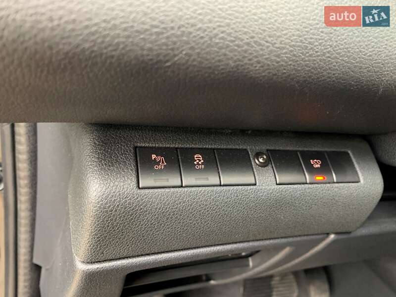 Позашляховик / Кросовер Peugeot 3008 2014 в Дрогобичі