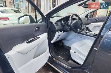 Внедорожник / Кроссовер Peugeot 3008 2012 в 