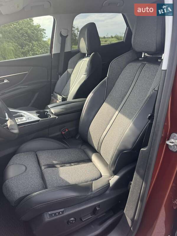 Позашляховик / Кросовер Peugeot 3008 2018 в Черкасах фото 7 Позашляховик / Кросовер Peugeot 3008 2018 в Черкасах