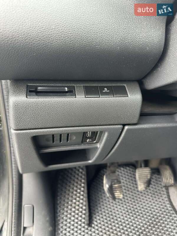 Внедорожник / Кроссовер Peugeot 3008 2012 в Львове