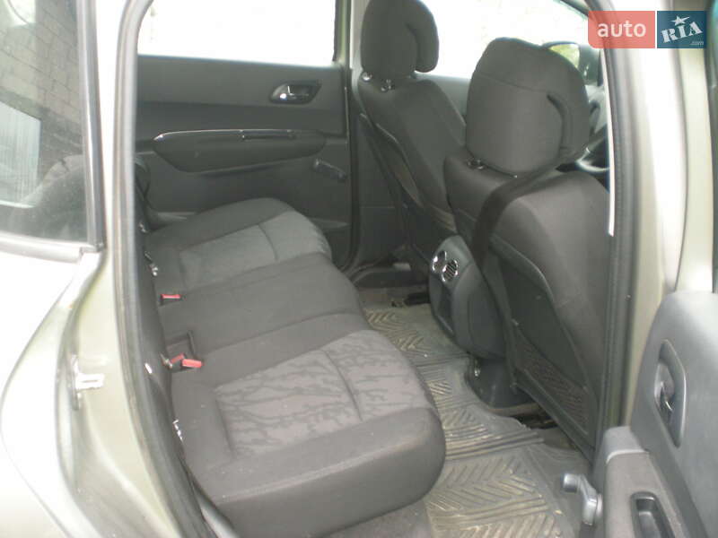 Позашляховик / Кросовер Peugeot 3008 2011 в Тернополі фото 7 Позашляховик / Кросовер Peugeot 3008 2011 в Тернополі