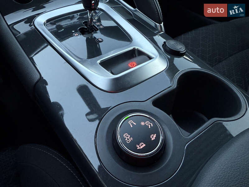 Внедорожник / Кроссовер Peugeot 3008 2014 в Ровно фото 20 Внедорожник / Кроссовер Peugeot 3008 2014 в Ровно