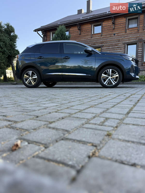 Внедорожник / Кроссовер Peugeot 3008 2022 в Ивано-Франковске