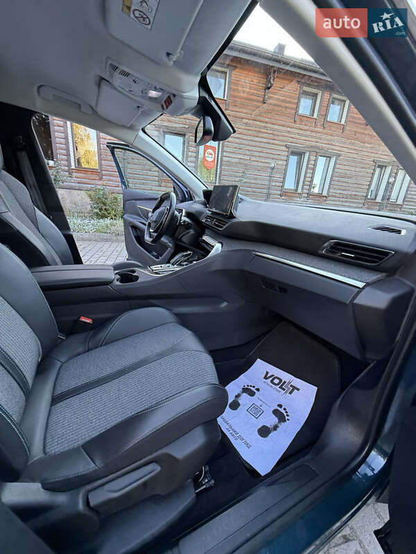 Внедорожник / Кроссовер Peugeot 3008 2022 в Ивано-Франковске